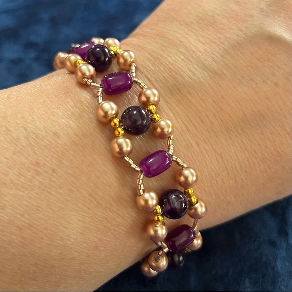 Handcrafted light champagne Czech glass pearl genuine amethyst cat eye bracelet